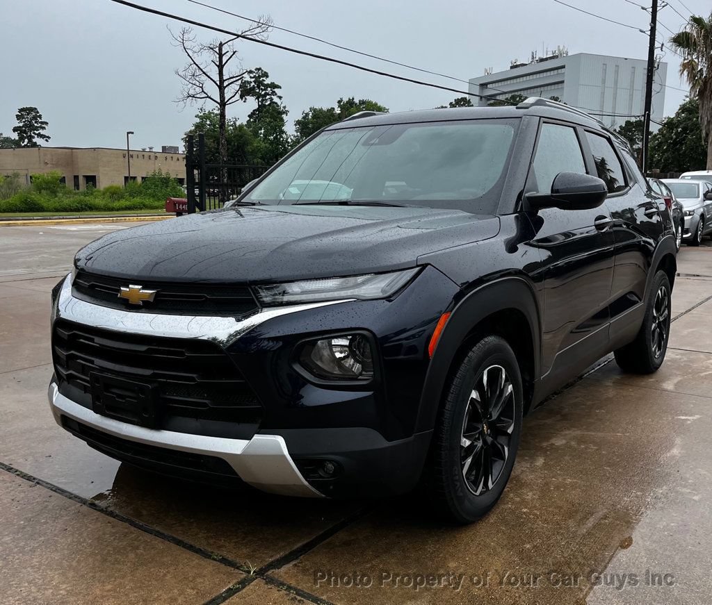 Used 2021 Chevrolet TrailBlazer LT w/ Sun and Liftgate Package FWD image 1