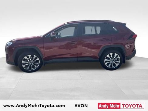 Used 2021 Toyota RAV4 XLE Premium AWD/4WD image 5