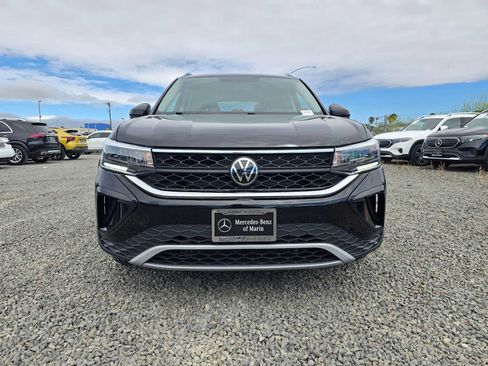 Used 2022 Volkswagen Taos SE FWD image 8