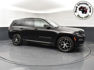 Used 2022 Jeep Grand Cherokee Summit video 1