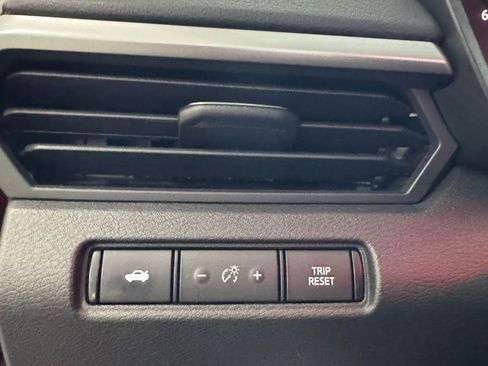 Used 2019 Nissan Altima 2.5 SR w/ SR Premium Package image 14