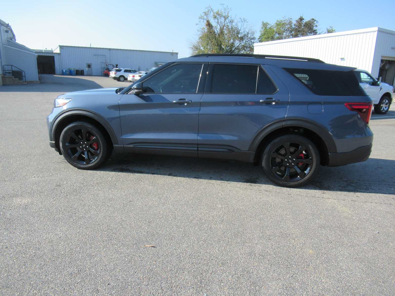 Used 2021 Ford Explorer ST w/ Equipment Group 401A AWD/4WD image 8