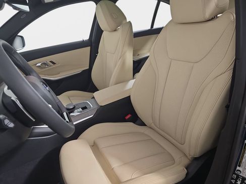 New 2026 BMW 330i xDrive Sedan w/ Premium Package AWD/4WD image 15
