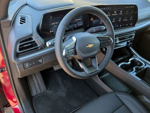 New 2026 Chevrolet Traverse LT image 14