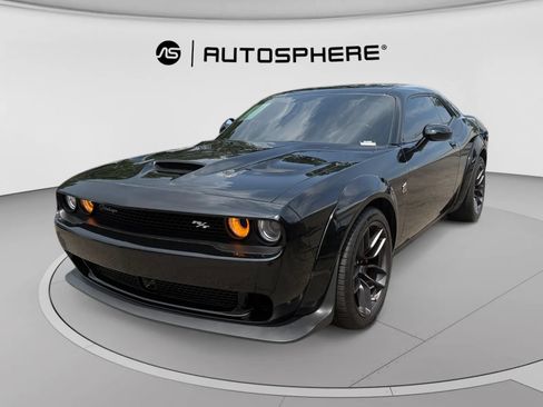 Used 2021 Dodge Challenger R/T Scat Pack RWD image 3