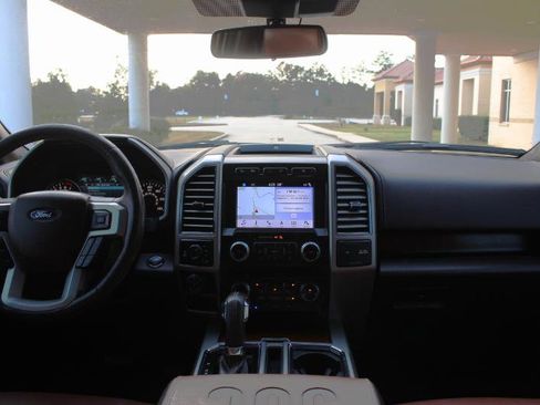 Used 2019 Ford F150 King Ranch w/ Equipment Group 601A Luxury image 31