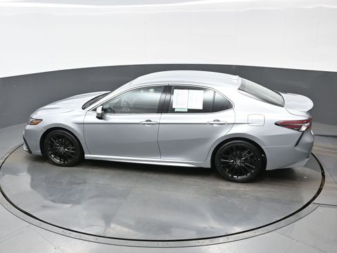 Used 2023 Toyota Camry XSE image 38