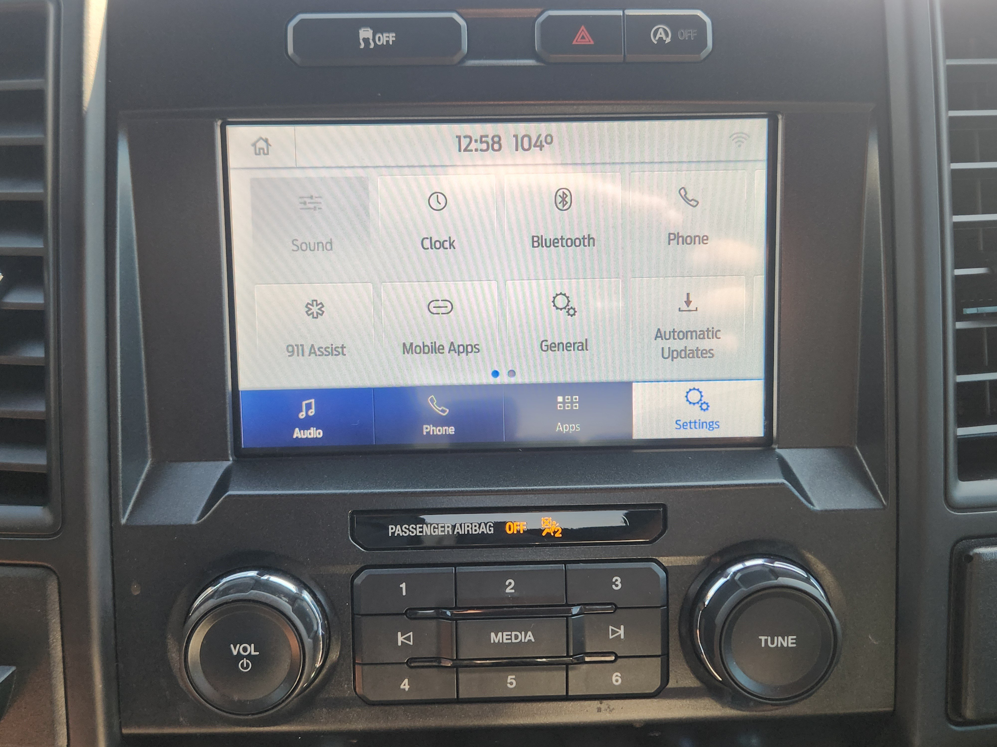 Used 2020 Ford F150 XL w/ Equipment Group 101A Mid RWD image 12