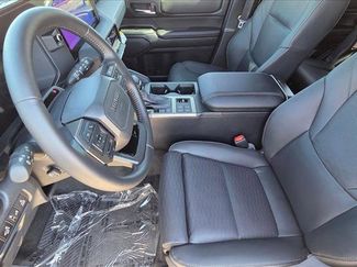 New 2026 Toyota Land Cruiser AWD/4WD video 4
