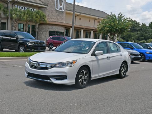 Used 2016 Honda Accord LX image 1