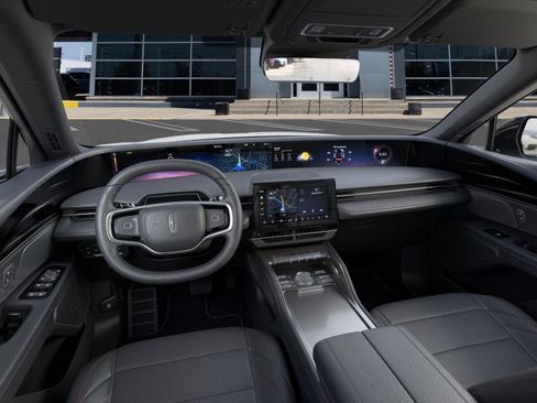 Used 2025 Lincoln Nautilus Premier w/ Jet Appearance Package image 9