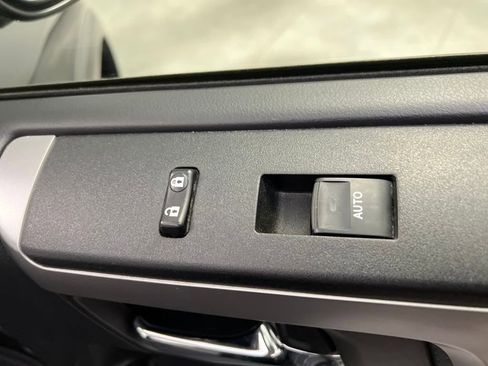 Used 2024 Toyota 4Runner SR5 image 28