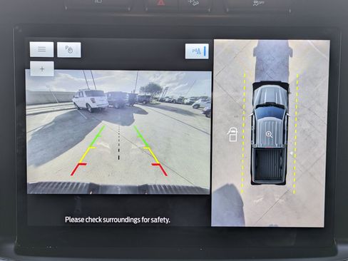 Used 2023 Ford F150 Lariat w/ Trailer Tow Package image 25