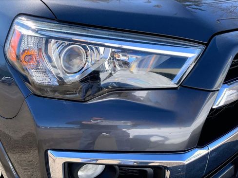 Used 2014 Toyota 4Runner Limited image 26