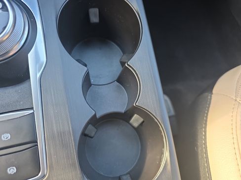 Used 2022 Ford Escape SEL w/ Technology Package image 19