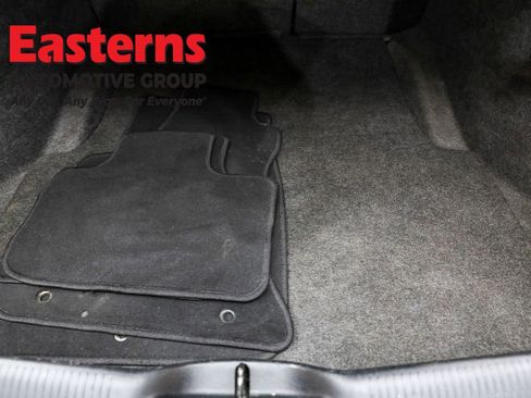 Used 2021 Dodge Charger SXT w/ Leather Interior Group image 9