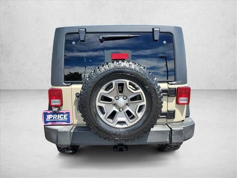 Used 2018 Jeep Wrangler Rubicon w/ Power Convenience Group AWD/4WD image 4