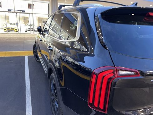 Used 2021 Kia Telluride SX image 2