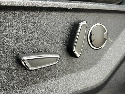 Used 2021 Ford F150 XLT w/ Equipment Group 302A High AWD/4WD image 19