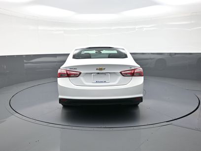 Used 2022 Chevrolet Malibu LT
