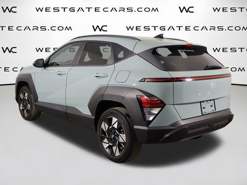 Used 2024 Hyundai Kona SEL AWD/4WD image 40