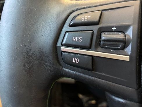 Used 2011 BMW ALPINA B7 xDrive w/ Rear Entertainment Pkg AWD/4WD image 18