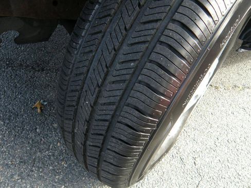 Used 1991 Dodge Dakota Reg. Cab 8-ft. Bed 2WD image 6