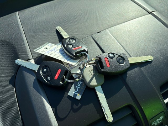 Used 2011 Honda CR-V EX-L image 25