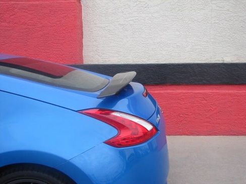 Used 2009 Nissan 370Z Coupe image 4