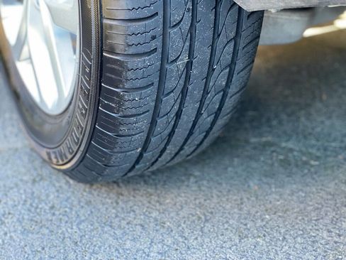 Used 2020 Land Rover Discovery SE image 10