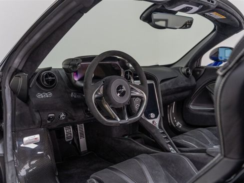 Used 2024 McLaren 750S Spider RWD image 77