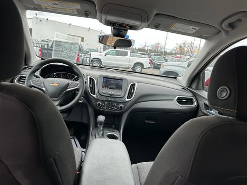 Used 2024 Chevrolet Equinox LT FWD image 26