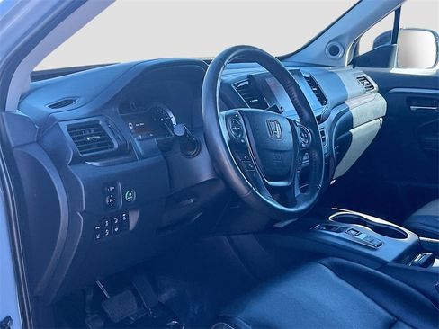 Used 2023 Honda Ridgeline RTL-E image 9