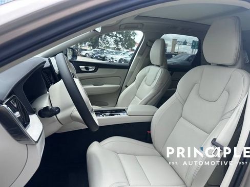Certified 2026 Volvo XC60 T8 Ultra w/ Climate Package AWD/4WD image 17