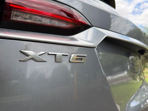 Used 2021 Cadillac XT6 Premium Luxury FWD image 20