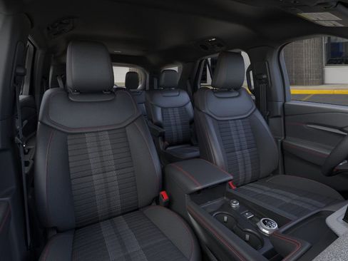 New 2026 Ford Explorer ST-Line image 10