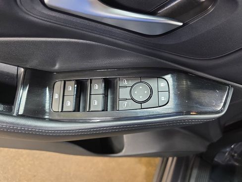 Used 2024 Nissan Rogue SV AWD/4WD image 27