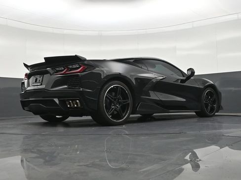 Used 2024 Chevrolet Corvette Stingray Coupe w/ 1LT RWD image 27