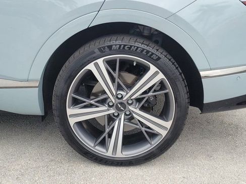 Used 2025 Genesis GV80 3.5T e-SC AWD/4WD image 5