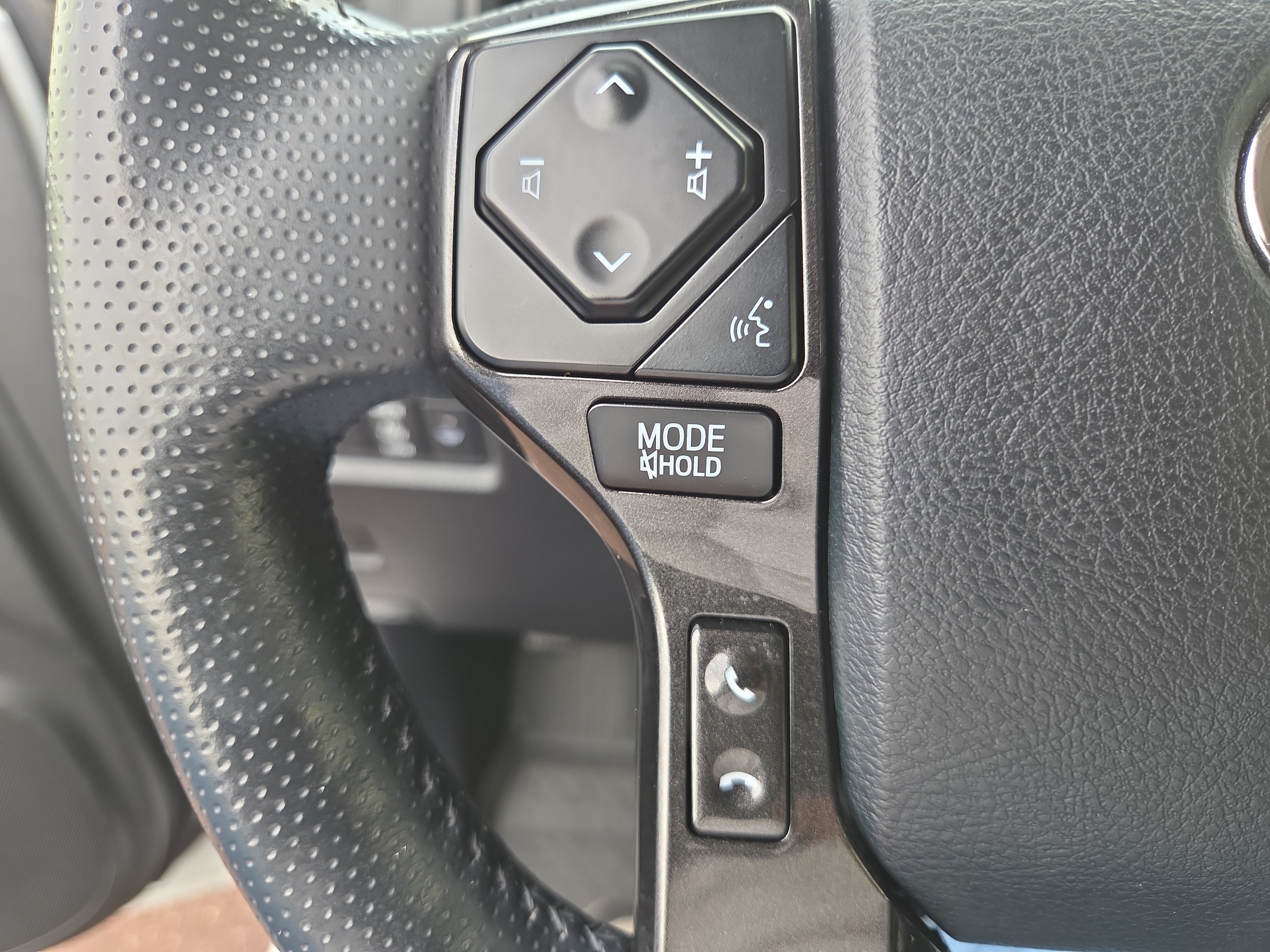 Certified 2024 Toyota 4Runner TRD Off-Road Premium AWD/4WD image 27