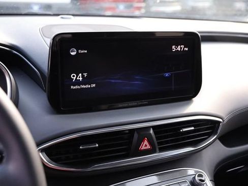 Used 2021 Hyundai Santa Fe SEL w/ Convenience + Premium Package AWD/4WD image 17