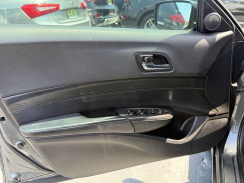 Used 2014 Acura ILX FWD image 7