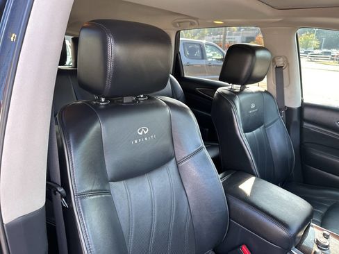 Used 2013 INFINITI JX35 AWD w/ Premium Pkg image 19