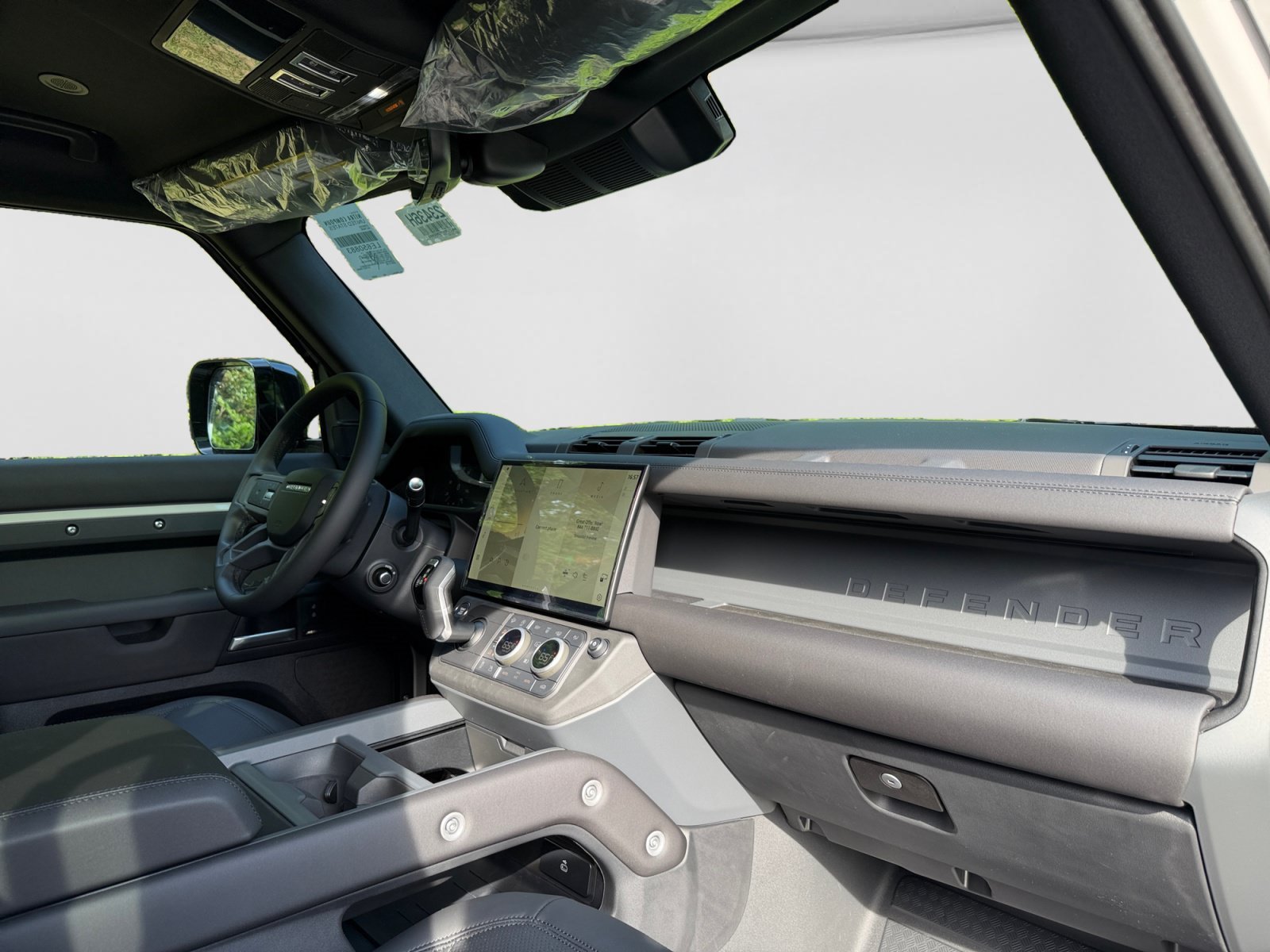 New 2026 Land Rover Defender 110 S AWD/4WD image 23