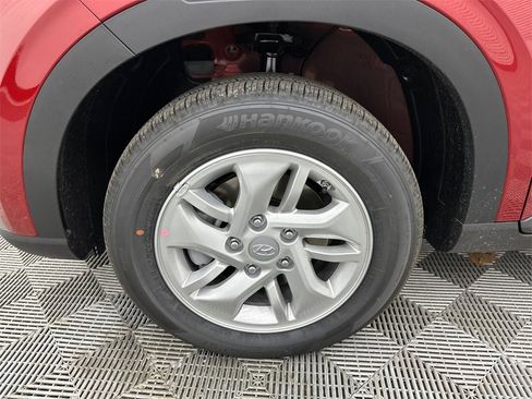 Used 2026 Hyundai Venue SE image 11