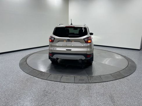 Used 2018 Ford Escape Titanium image 7