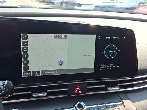 Used 2023 Hyundai Elantra SEL w/ Convenience Package FWD image 16
