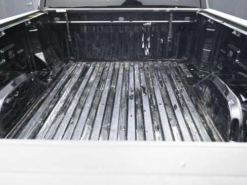 Used 2022 Chevrolet Silverado 1500 LT image 27