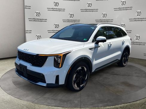 Used 2025 Kia Sorento SX Prestige AWD/4WD image 1