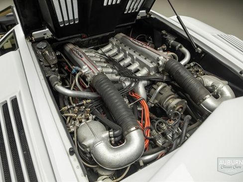 Used 1989 Lamborghini Countach Coupe RWD image 26